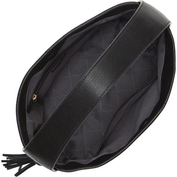 3187 Aleah, Black